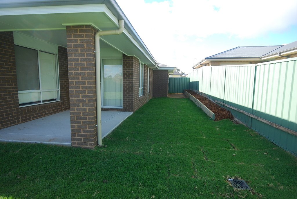 15 Protea Place FOREST HILL 8