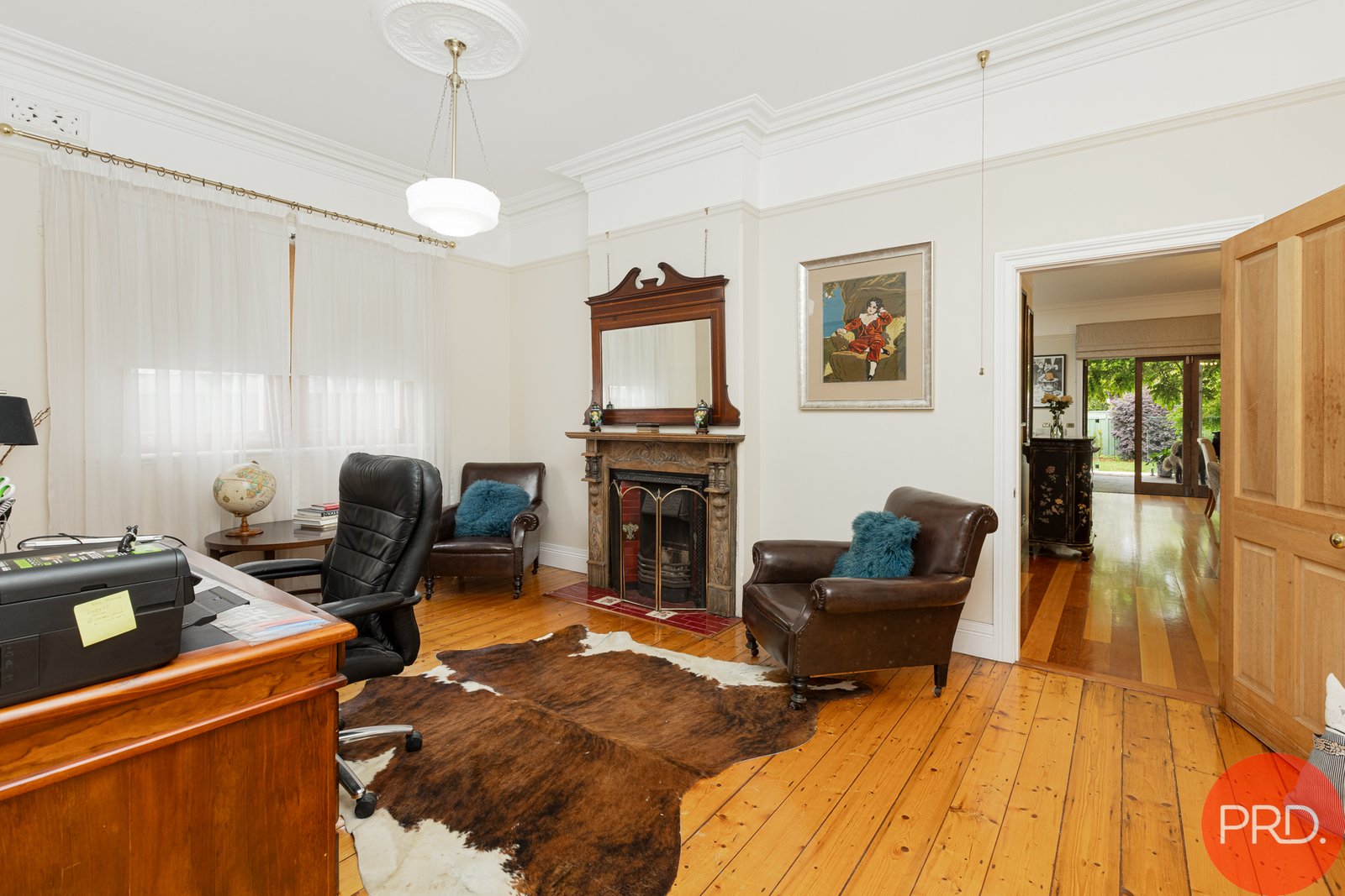 15 Queen Street LORN 10