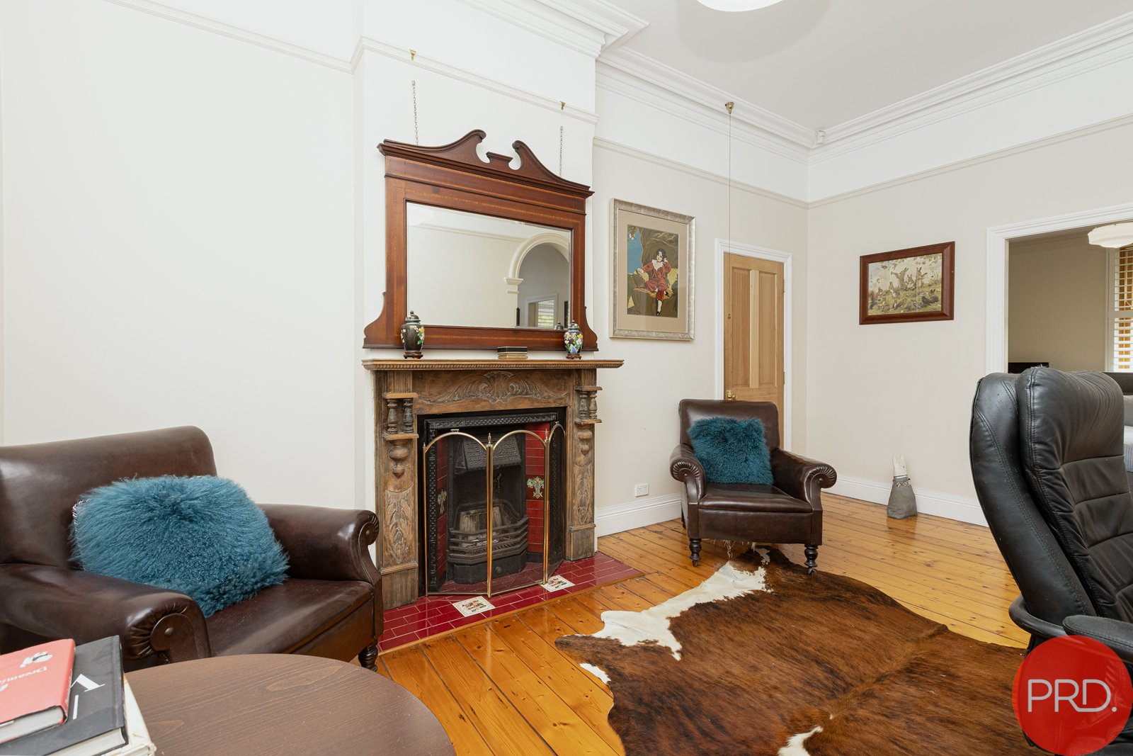 15 Queen Street LORN 11