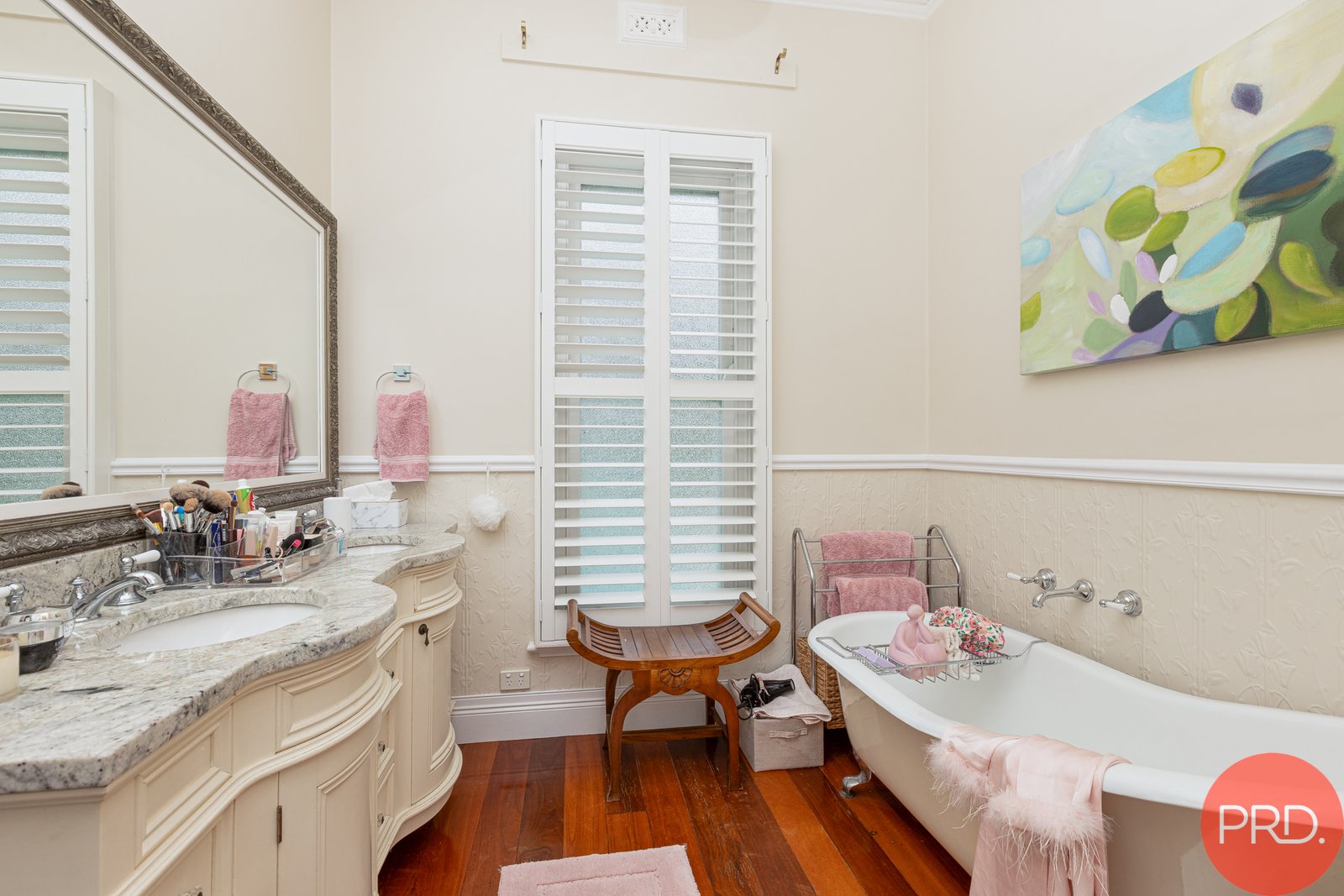 15 Queen Street LORN 14