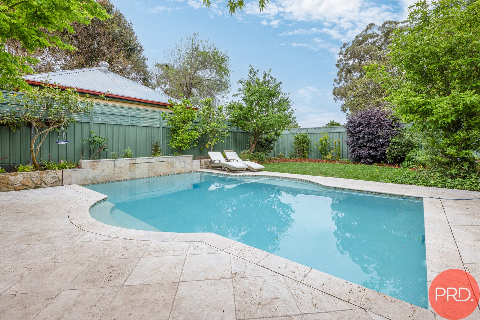 15 Queen Street LORN 23