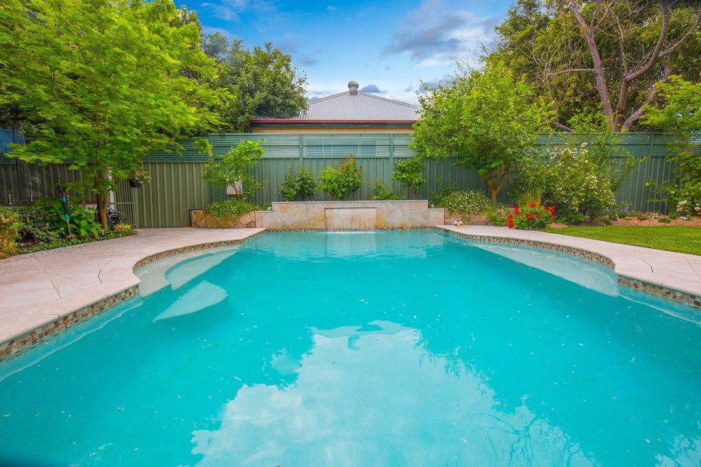 15 Queen Street LORN 21