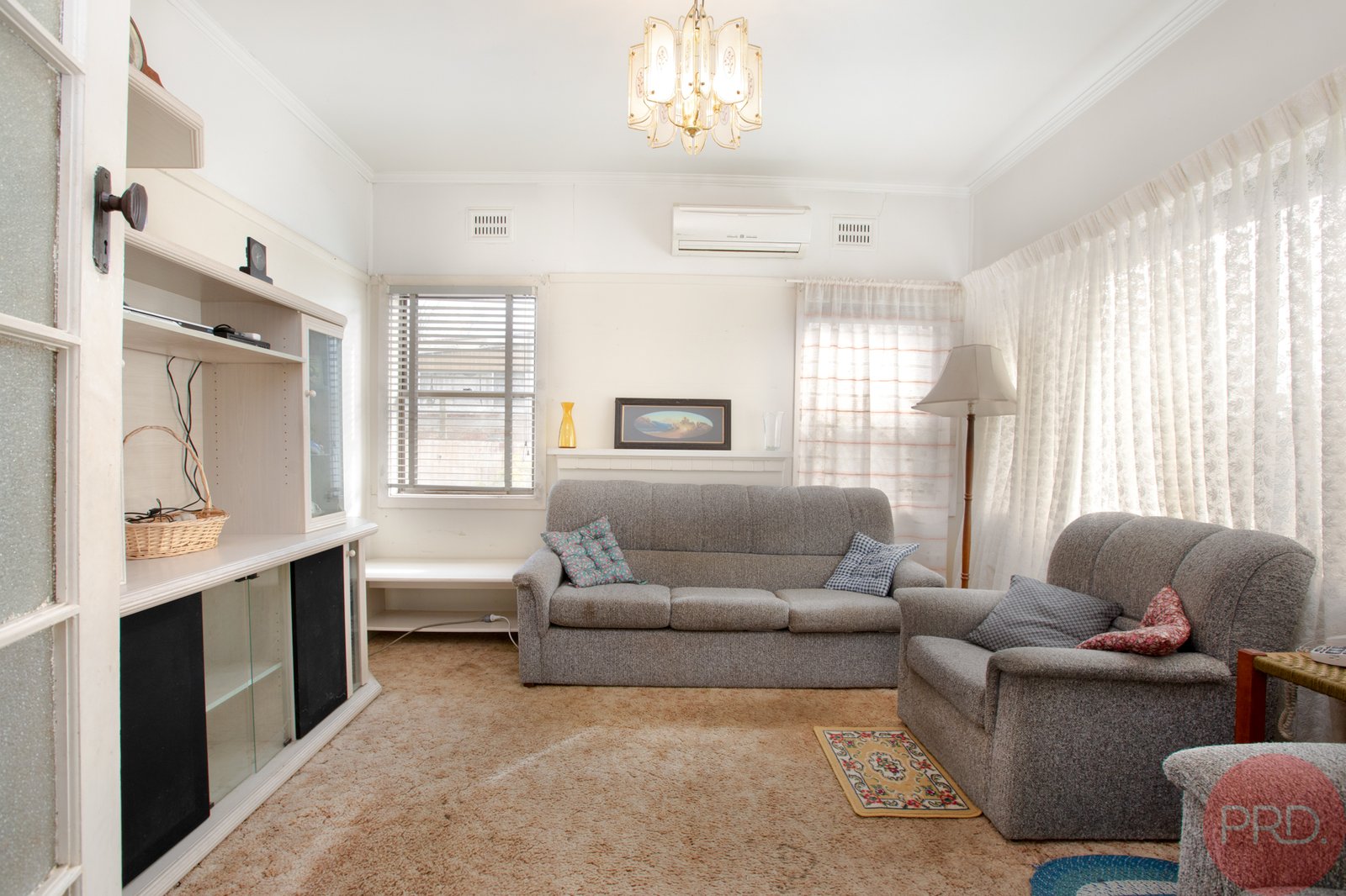 15 Railway Parade BERESFIELD 2