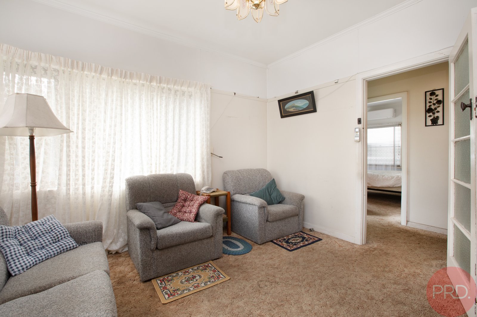 15 Railway Parade BERESFIELD 3