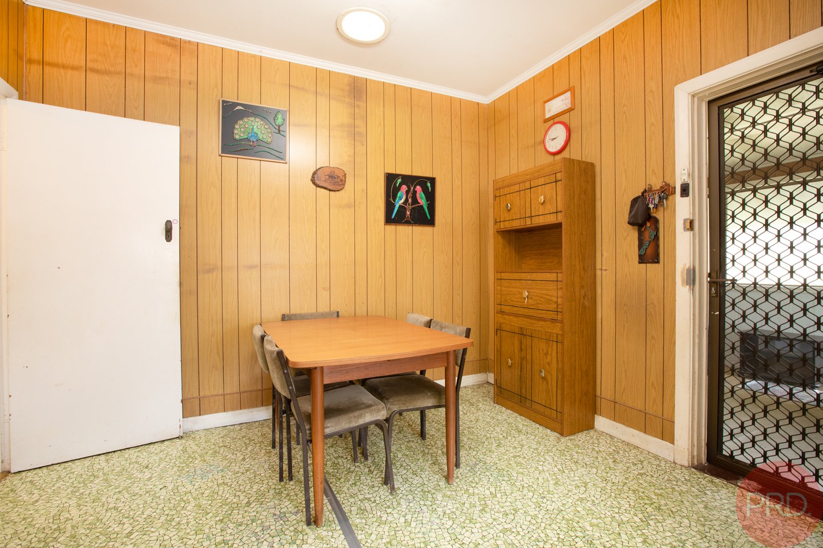 15 Railway Parade BERESFIELD 4