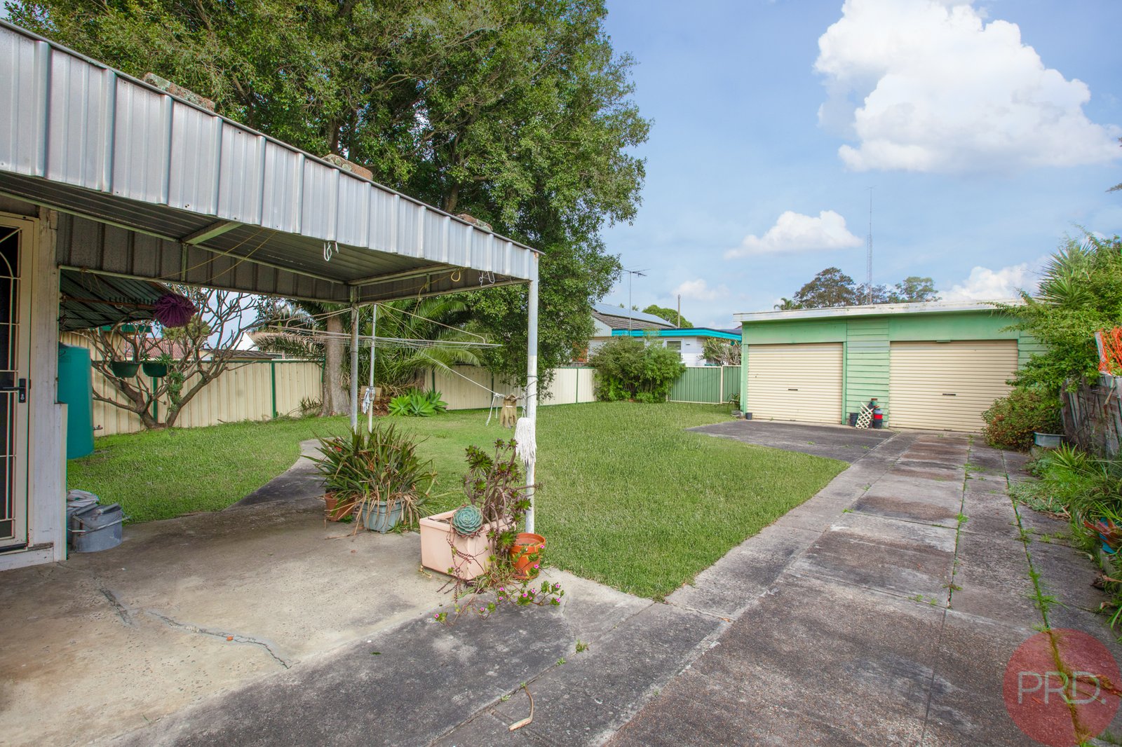 15 Railway Parade BERESFIELD 9