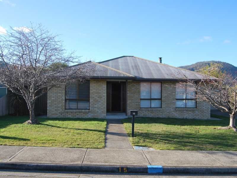 15 Ravensbourne Place OLD BEACH 1