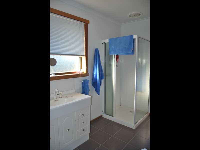 15 Ravensbourne Road OLD BEACH 12