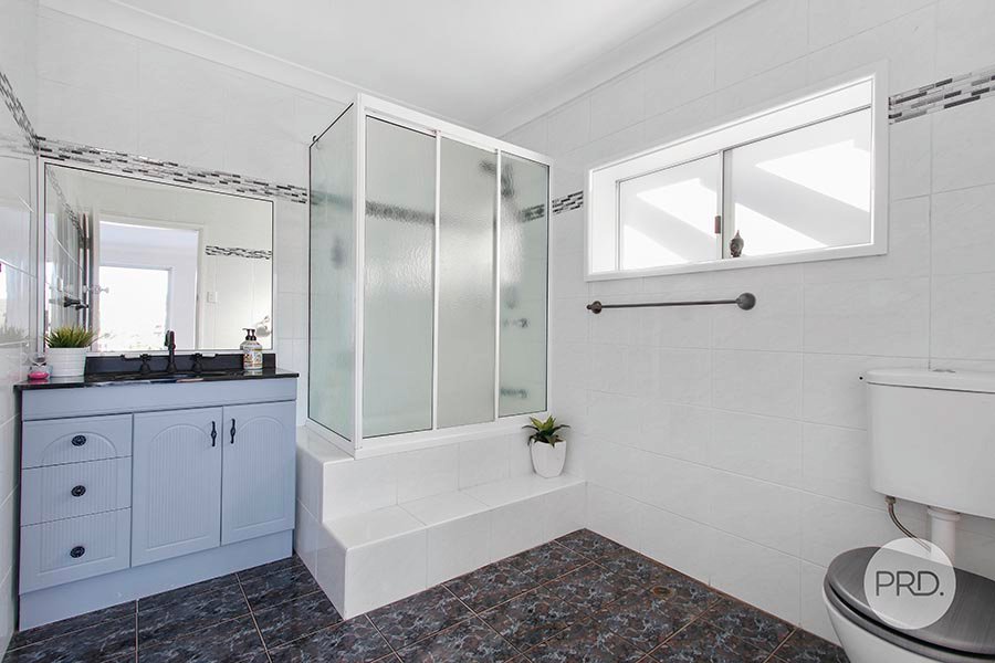 15 Raymond Street OATLEY 13