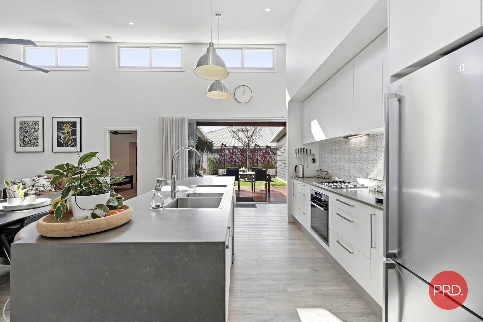 15 Red Gum Circuit SAPPHIRE BEACH 12