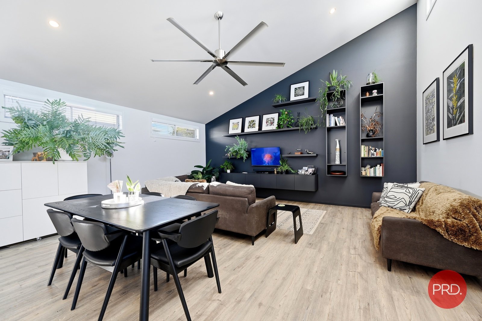 15 Red Gum Circuit SAPPHIRE BEACH 13
