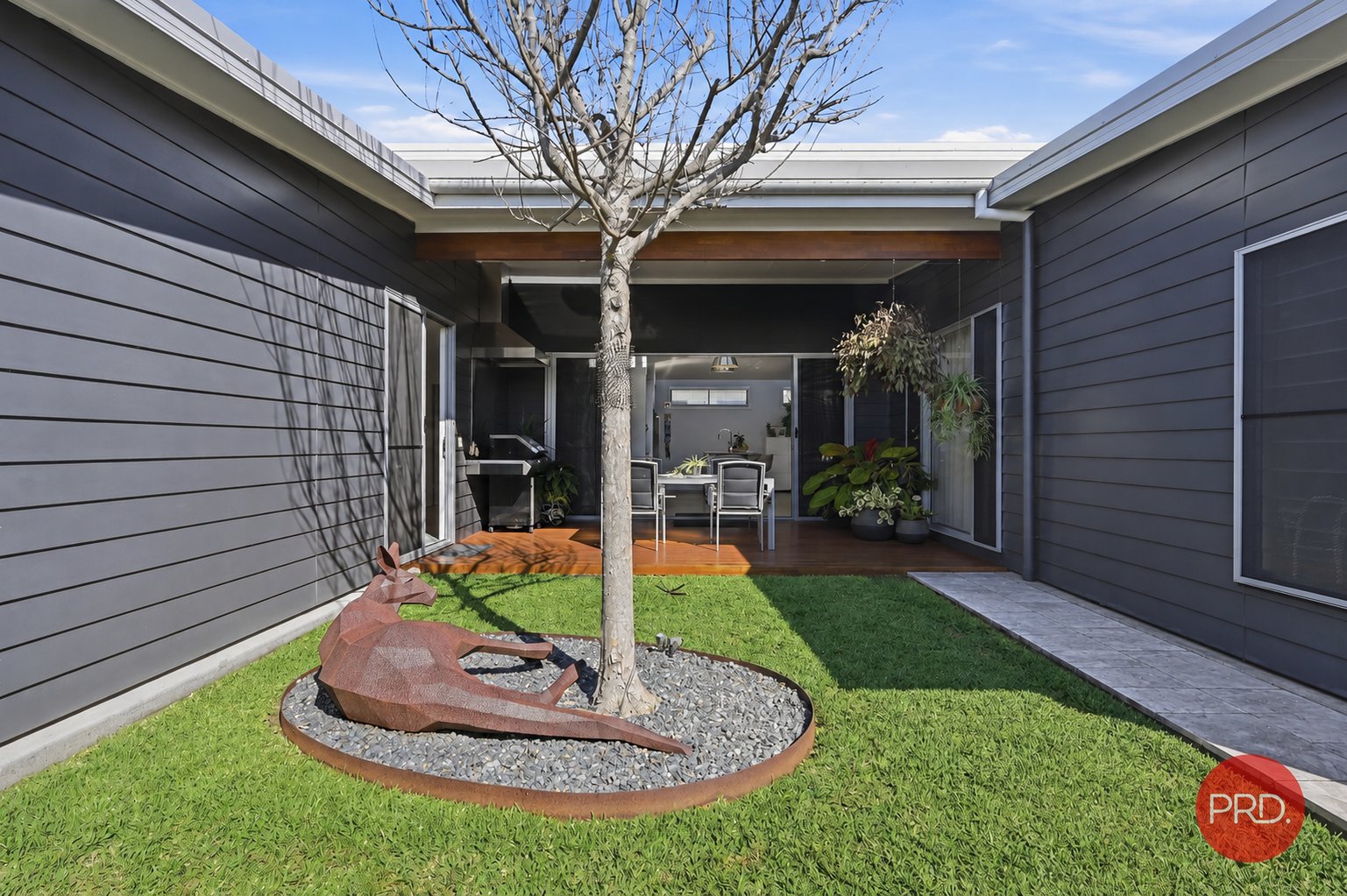 15 Red Gum Circuit SAPPHIRE BEACH 19