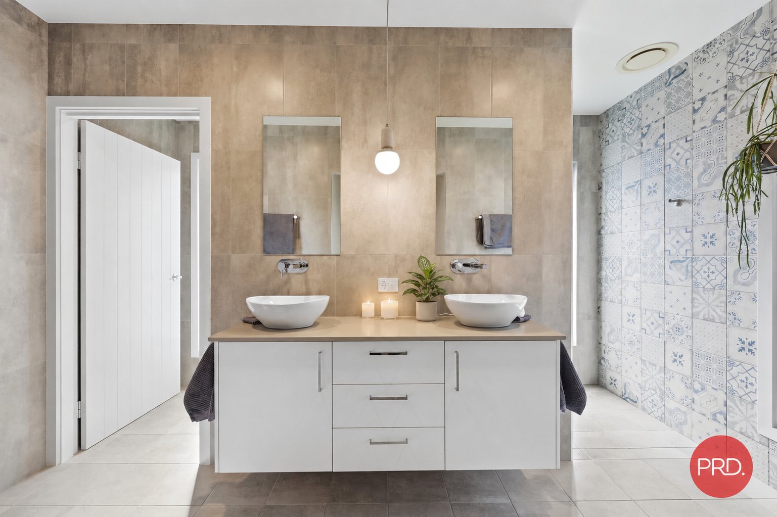 15 Red Gum Circuit SAPPHIRE BEACH 27