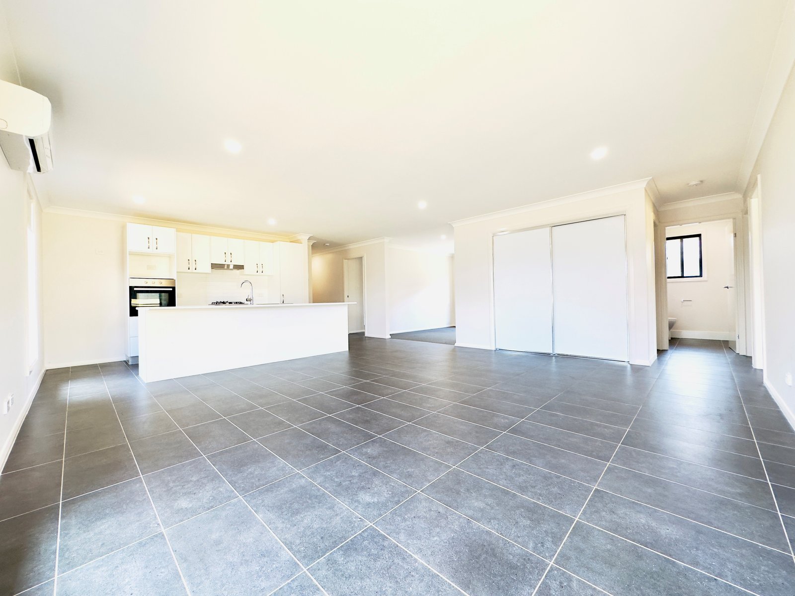 15 Reginald Drive KOOTINGAL 7