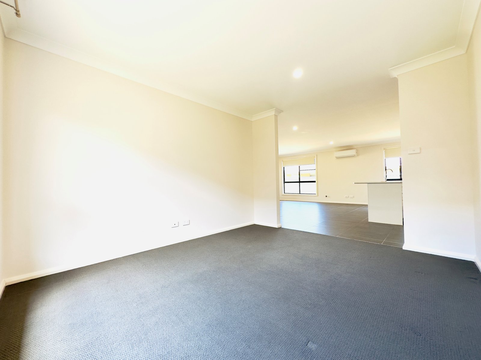 15 Reginald Drive KOOTINGAL 8