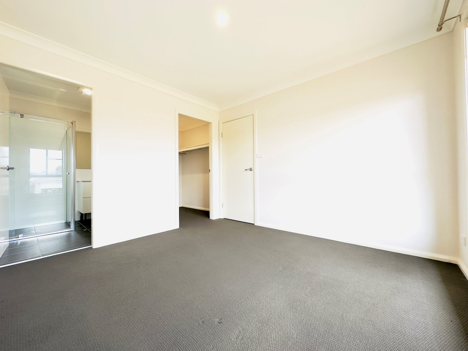 15 Reginald Drive KOOTINGAL 9