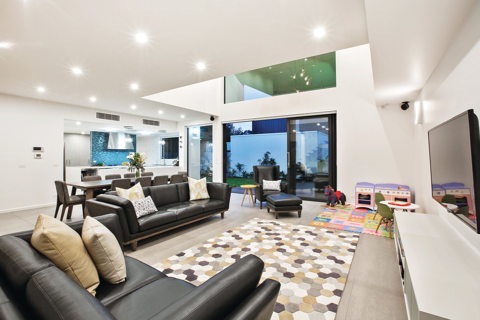 15 Renwick Street, Glen Iris, VIC