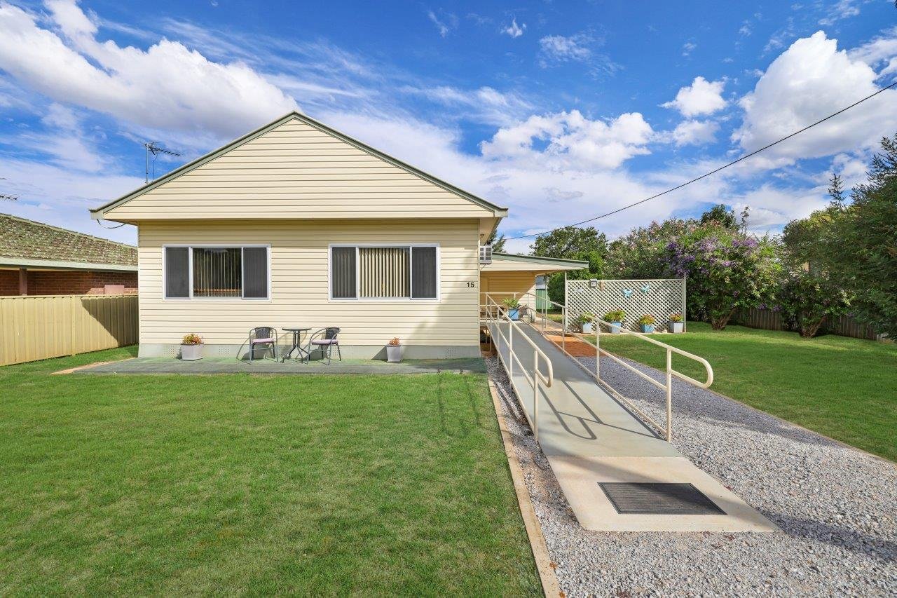15 Ridge Street ATTUNGA 1