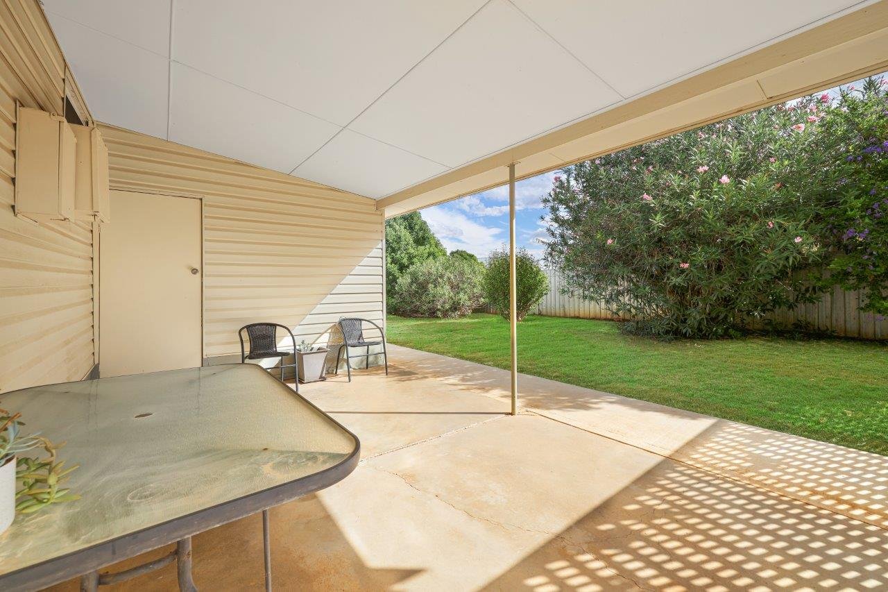 15 Ridge Street ATTUNGA 8