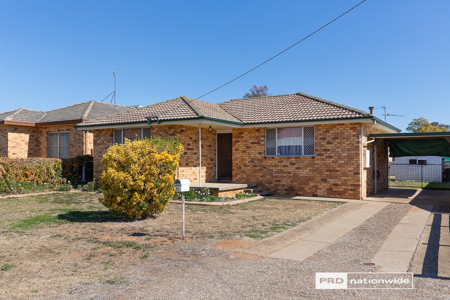 15 Ridge Street TAMWORTH 1