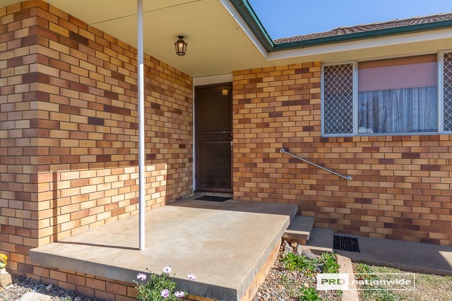 15 Ridge Street TAMWORTH 3