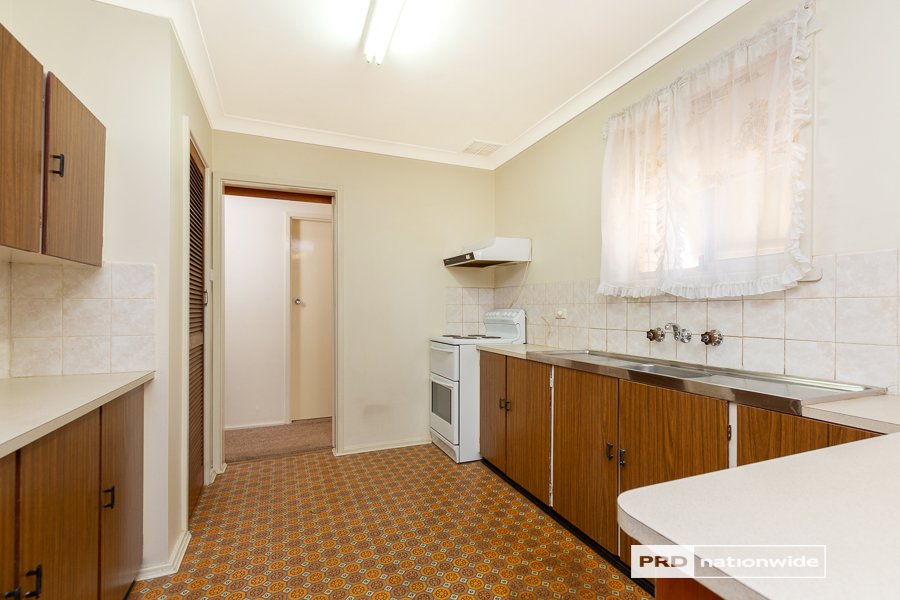 15 Ridge Street TAMWORTH 9