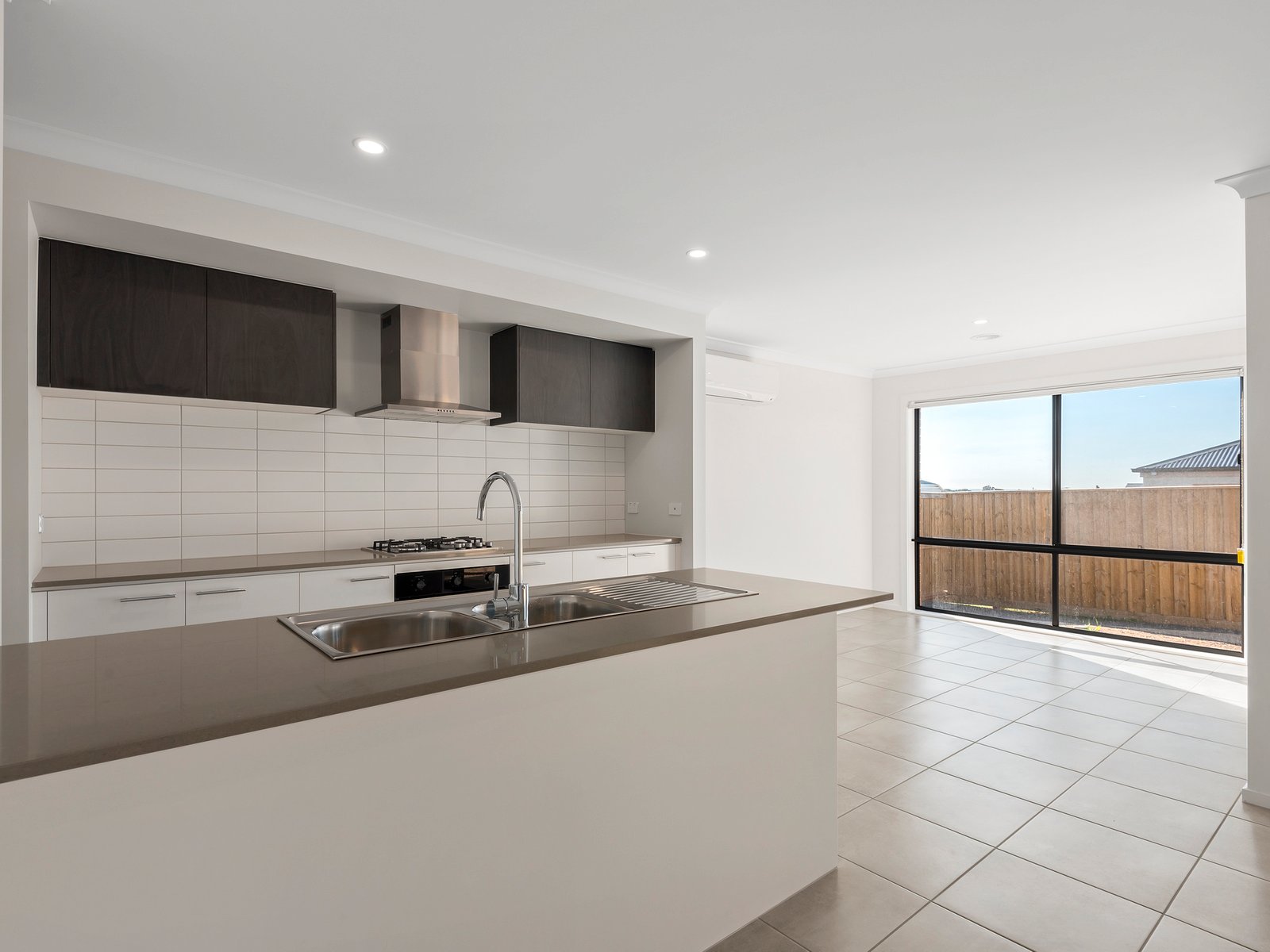 Real Estate and Property in 15 Robe Drive, Mount Duneed, VIC