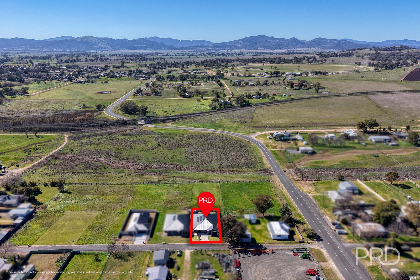 15 Robey Avenue QUIRINDI 26