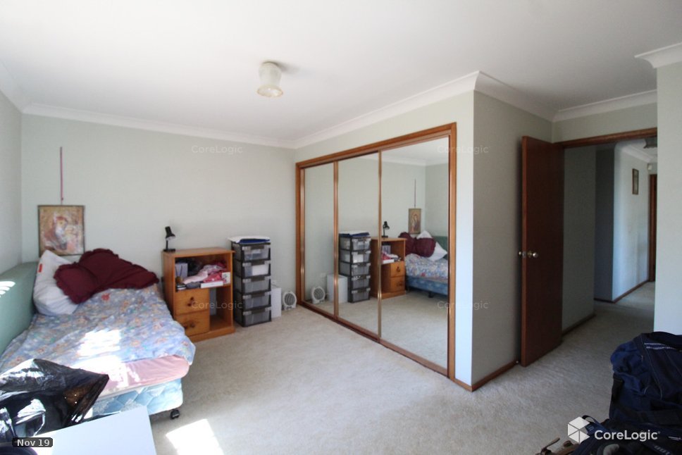 1/5 roseberry  PENSHURST 3