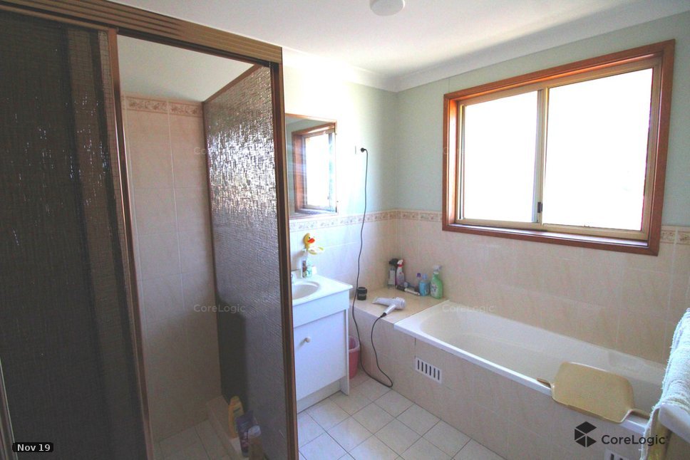 1/5 roseberry  PENSHURST 4