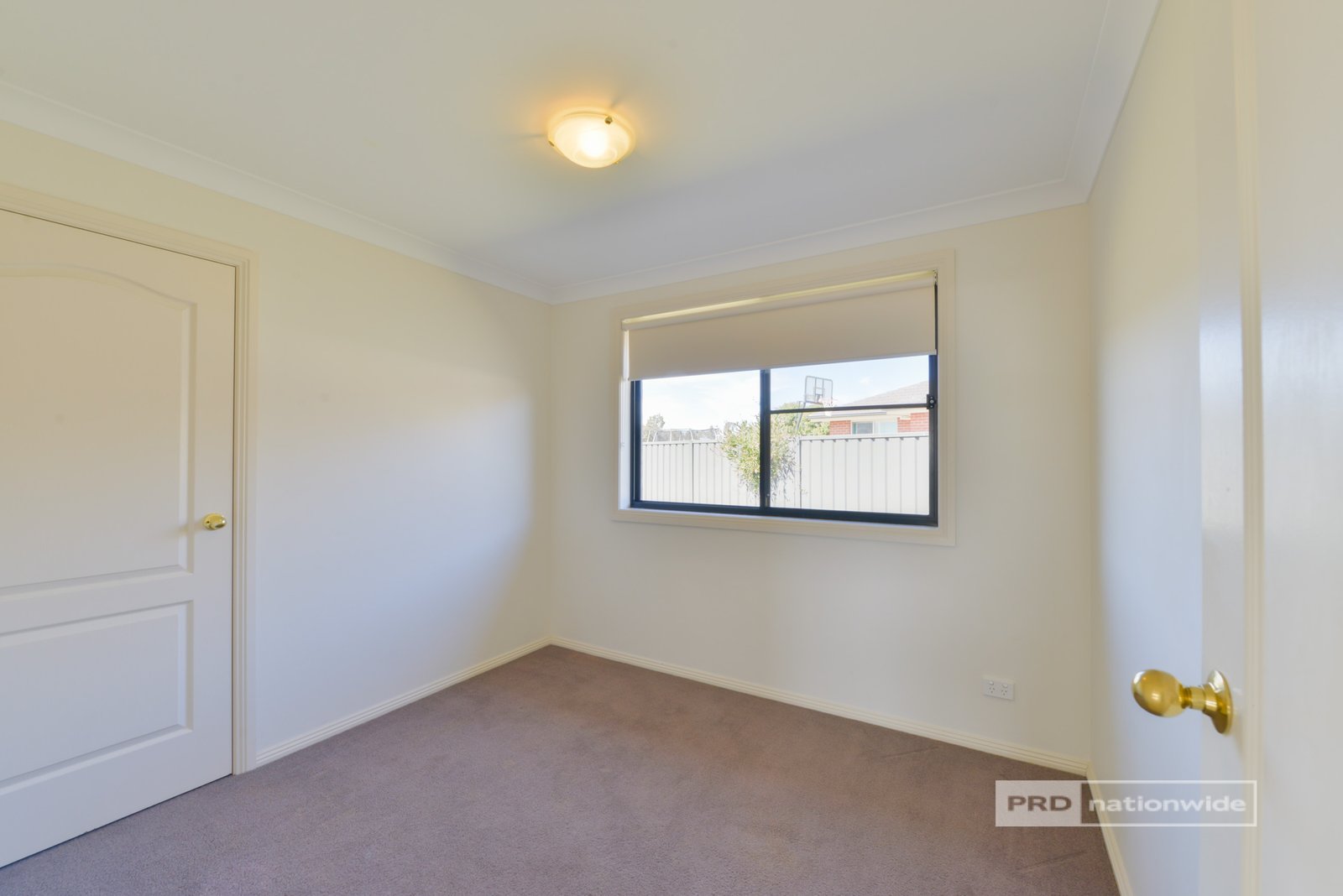15 Rosella Avenue TAMWORTH 10