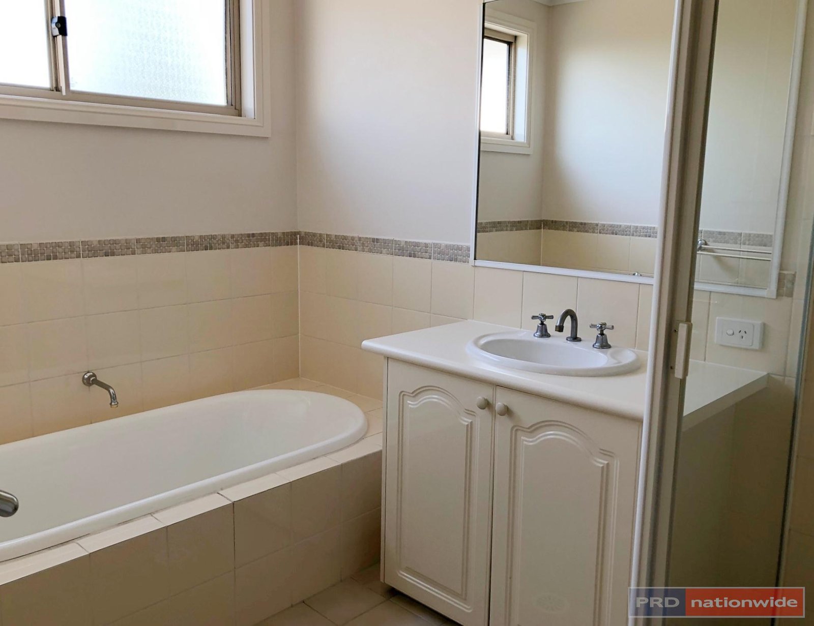 15 Roth Street CASULA 8