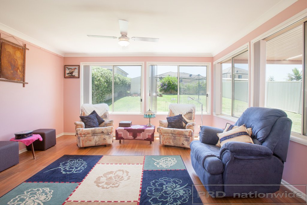 15 Rothbury Terrace THORNTON 12