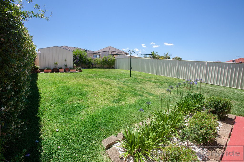 15 Rothbury Terrace THORNTON 15