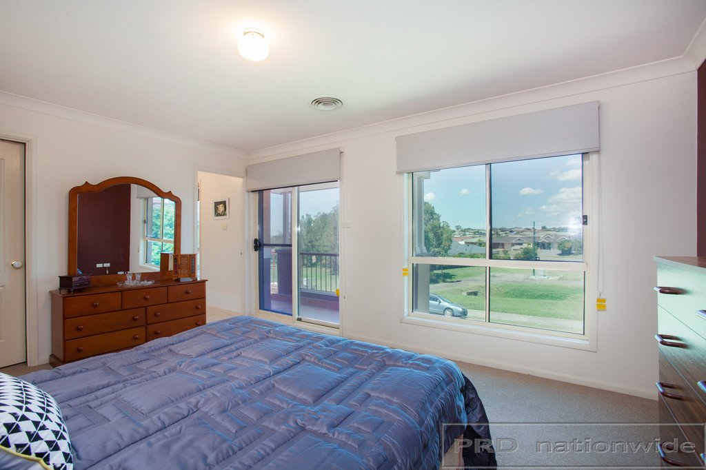 15 Rothbury Terrace THORNTON 19