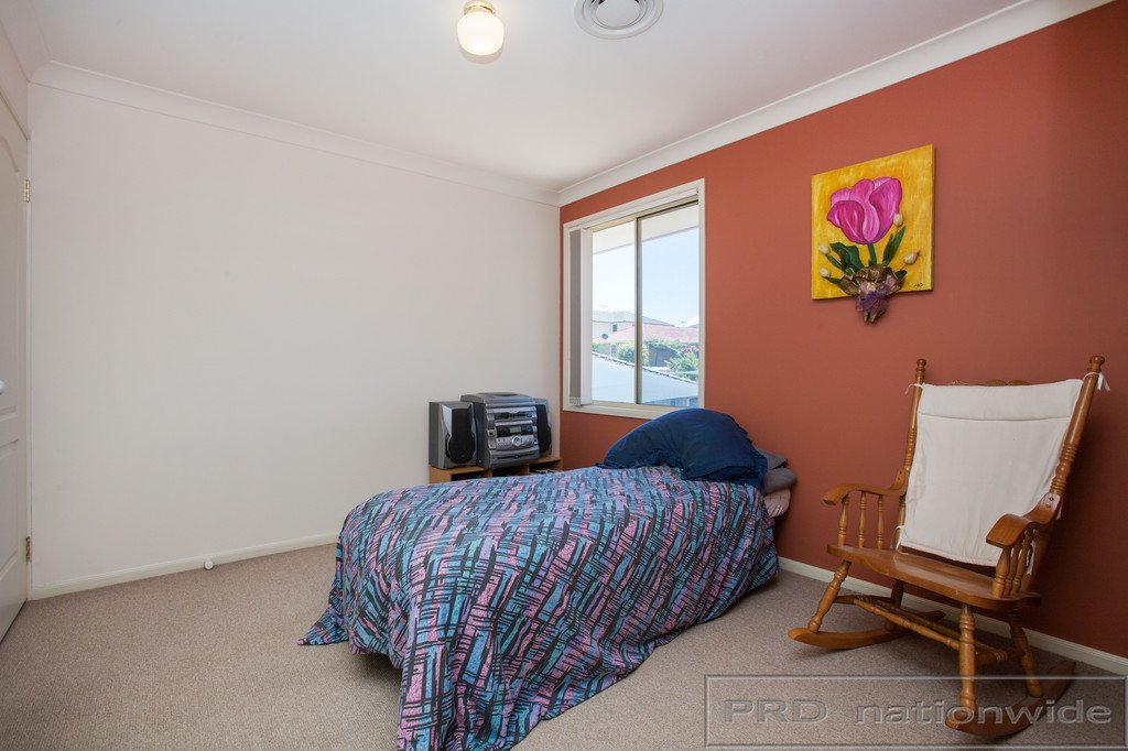 15 Rothbury Terrace THORNTON 22