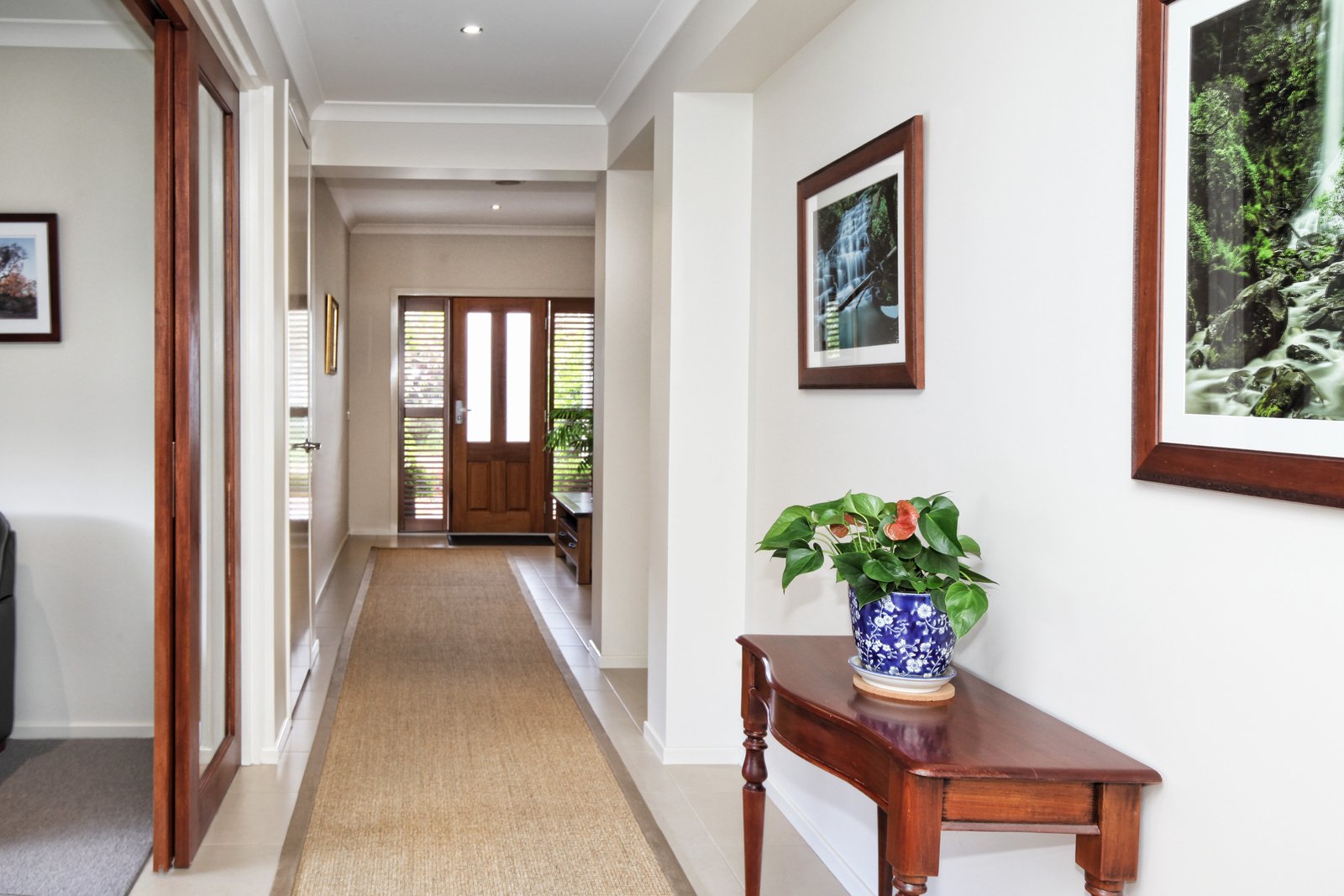 Real Estate and Property in 15 Roxanne Court, Woodend, VIC