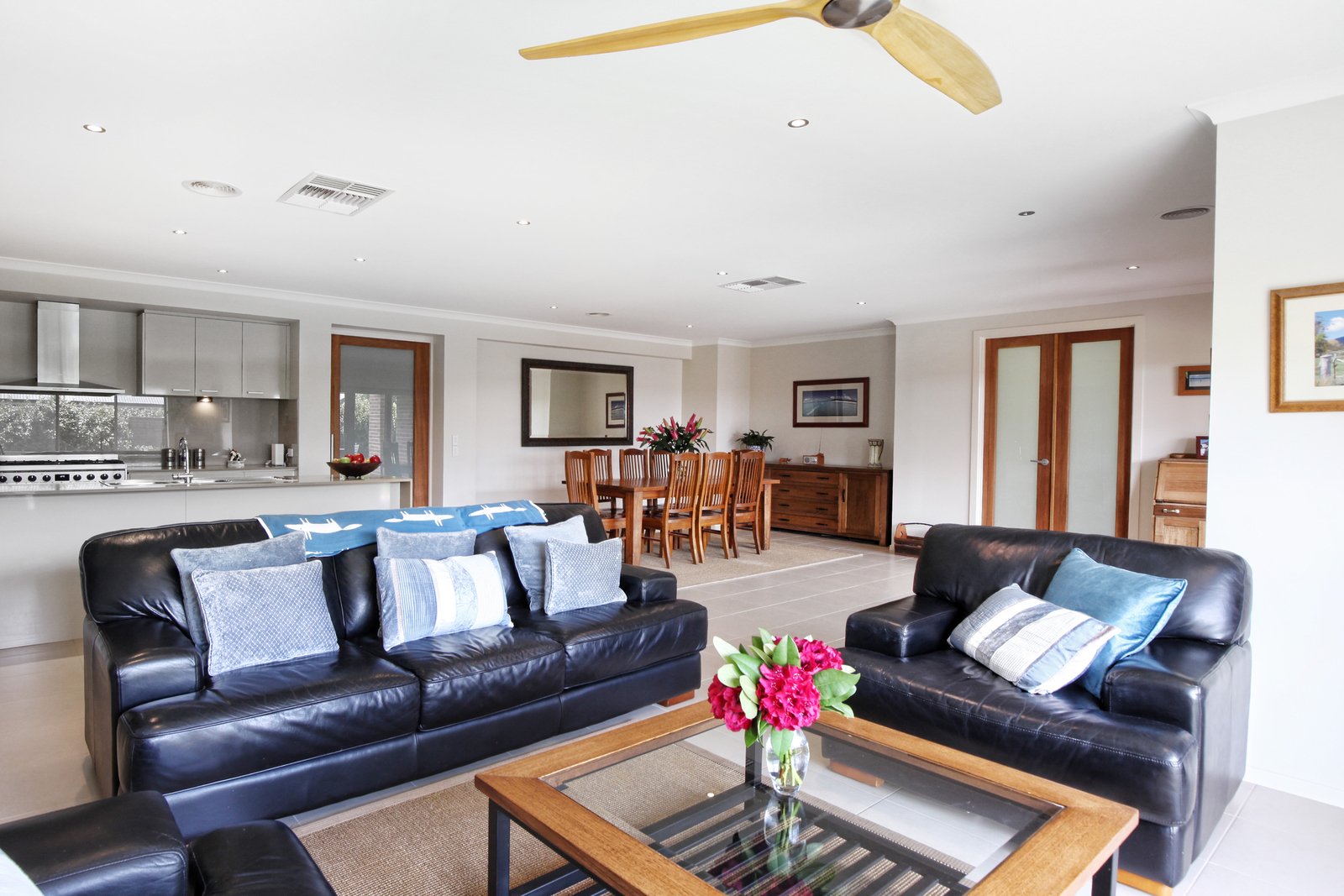 Real Estate and Property in 15 Roxanne Court, Woodend, VIC