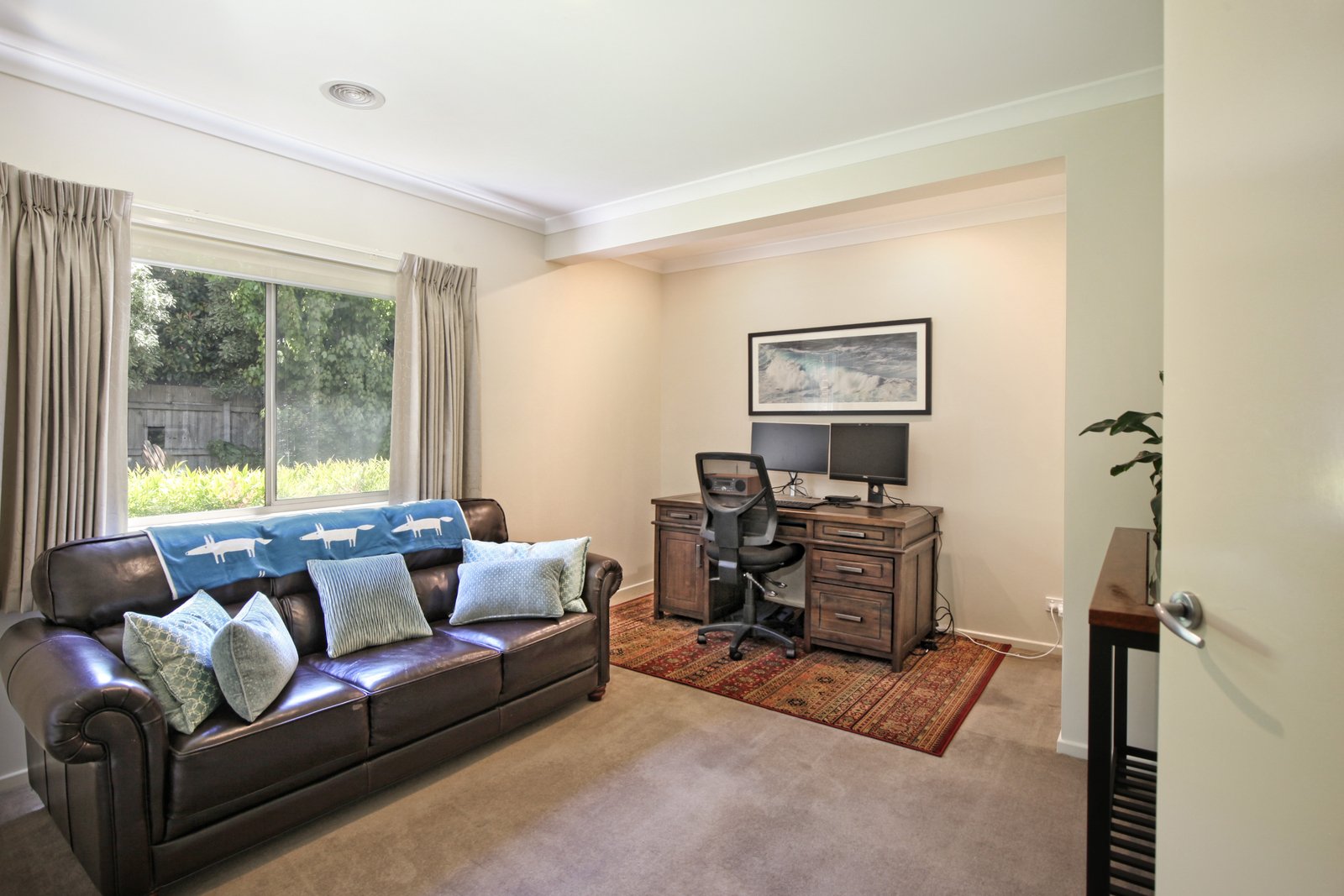 Real Estate and Property in 15 Roxanne Court, Woodend, VIC