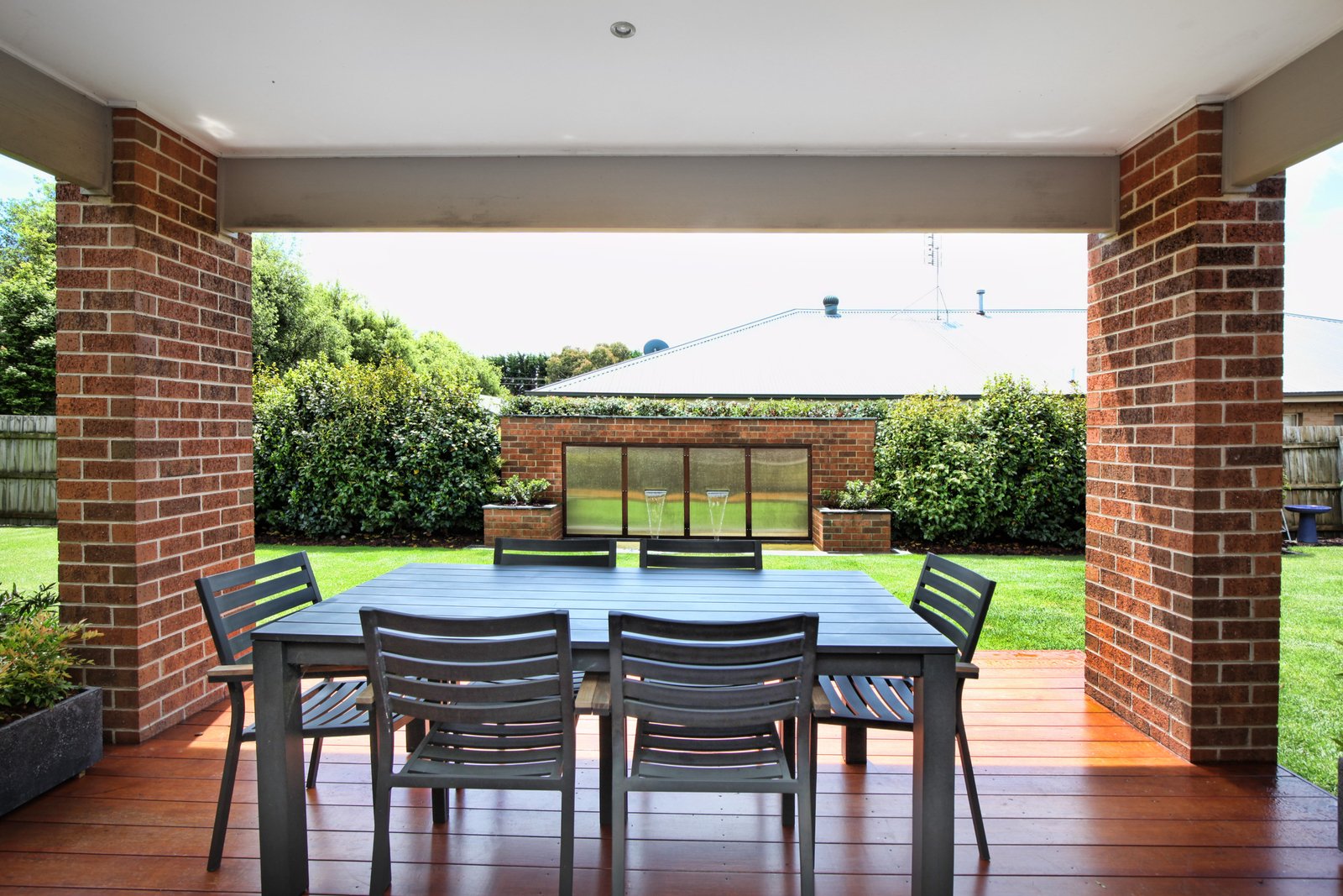 Real Estate and Property in 15 Roxanne Court, Woodend, VIC