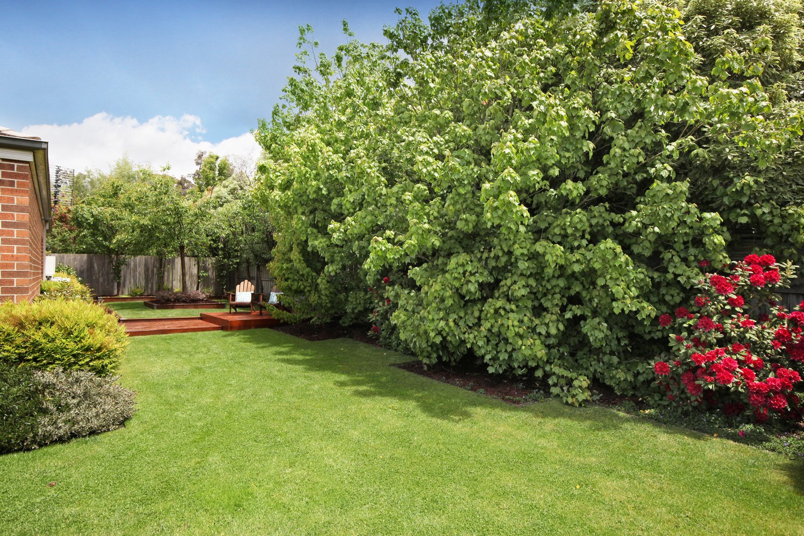 Real Estate and Property in 15 Roxanne Court, Woodend, VIC
