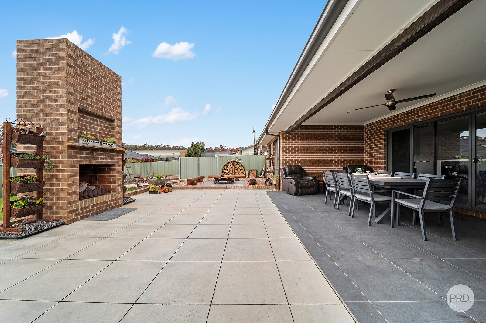 15 Roxburgh Crescent JUNORTOUN 21