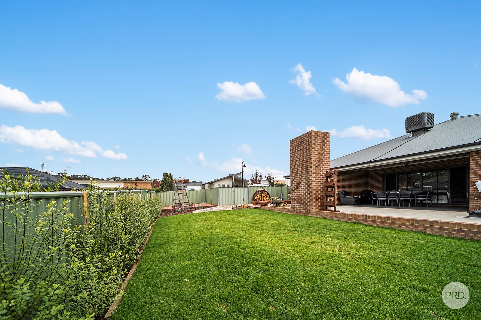15 Roxburgh Crescent JUNORTOUN 22