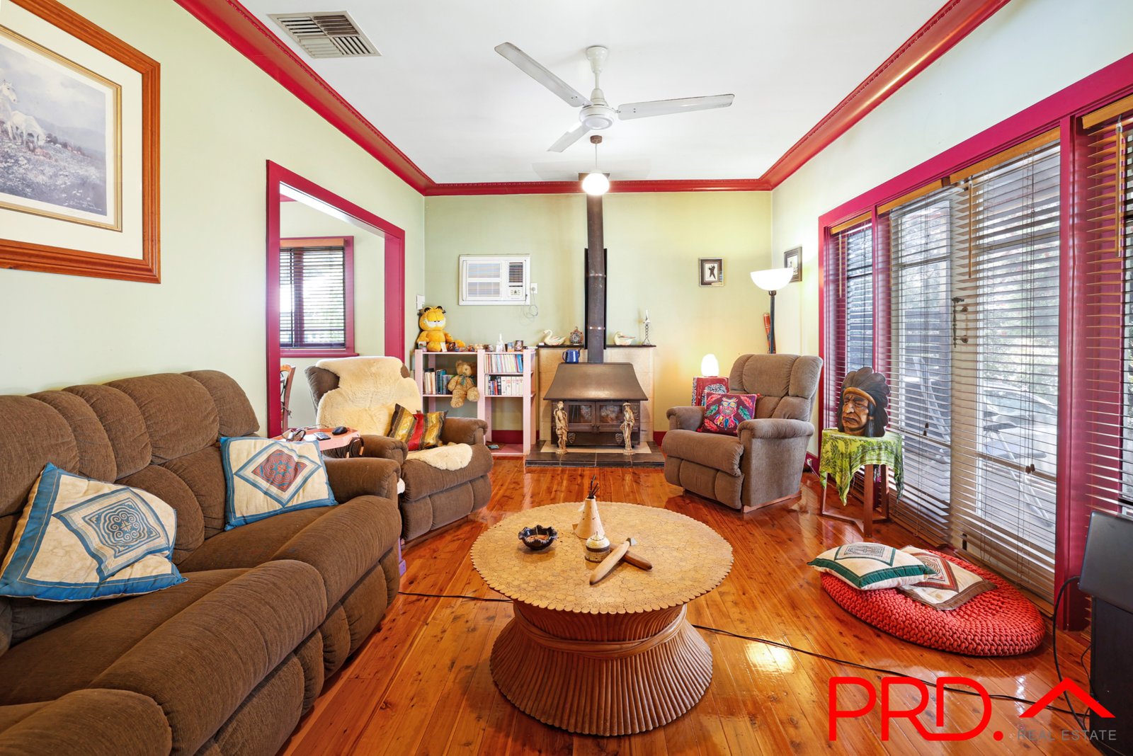 15 Russell Street TAMWORTH 5