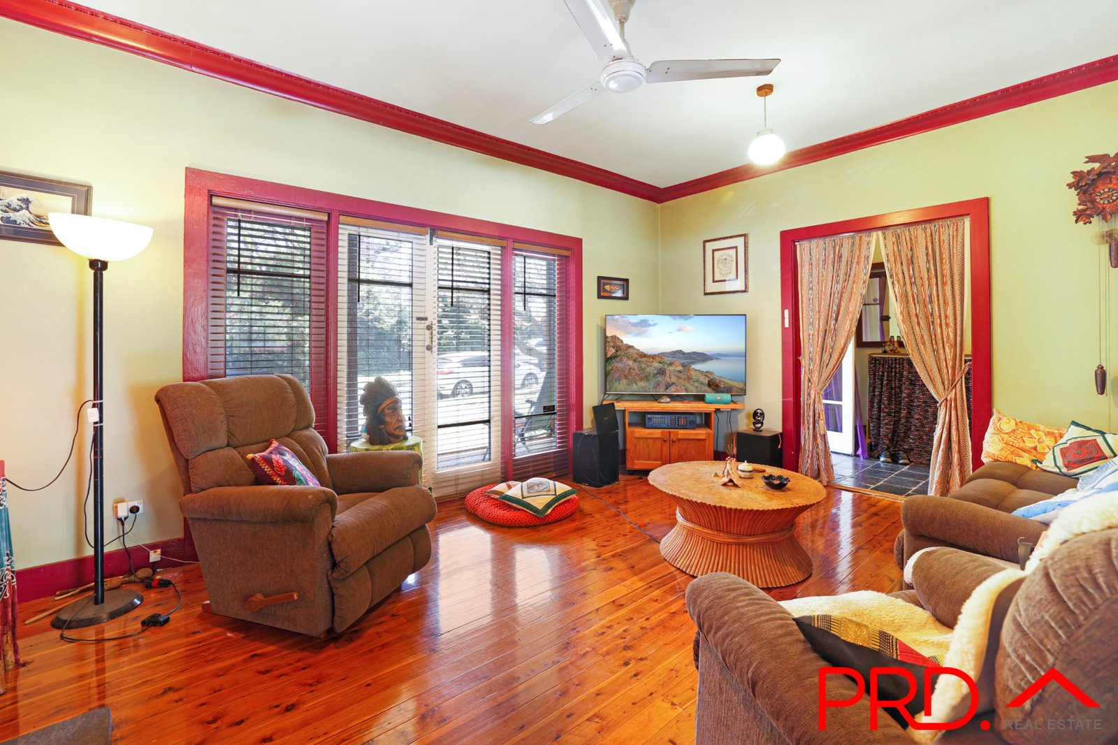 15 Russell Street TAMWORTH 6