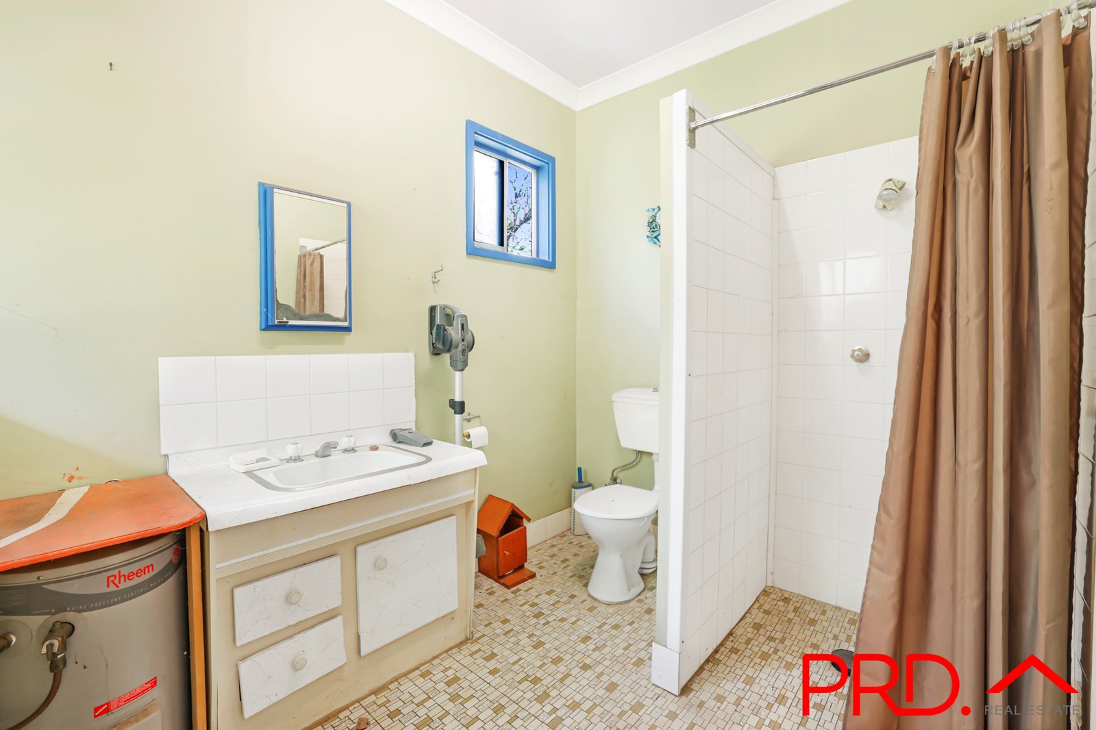 15 Russell Street TAMWORTH 17