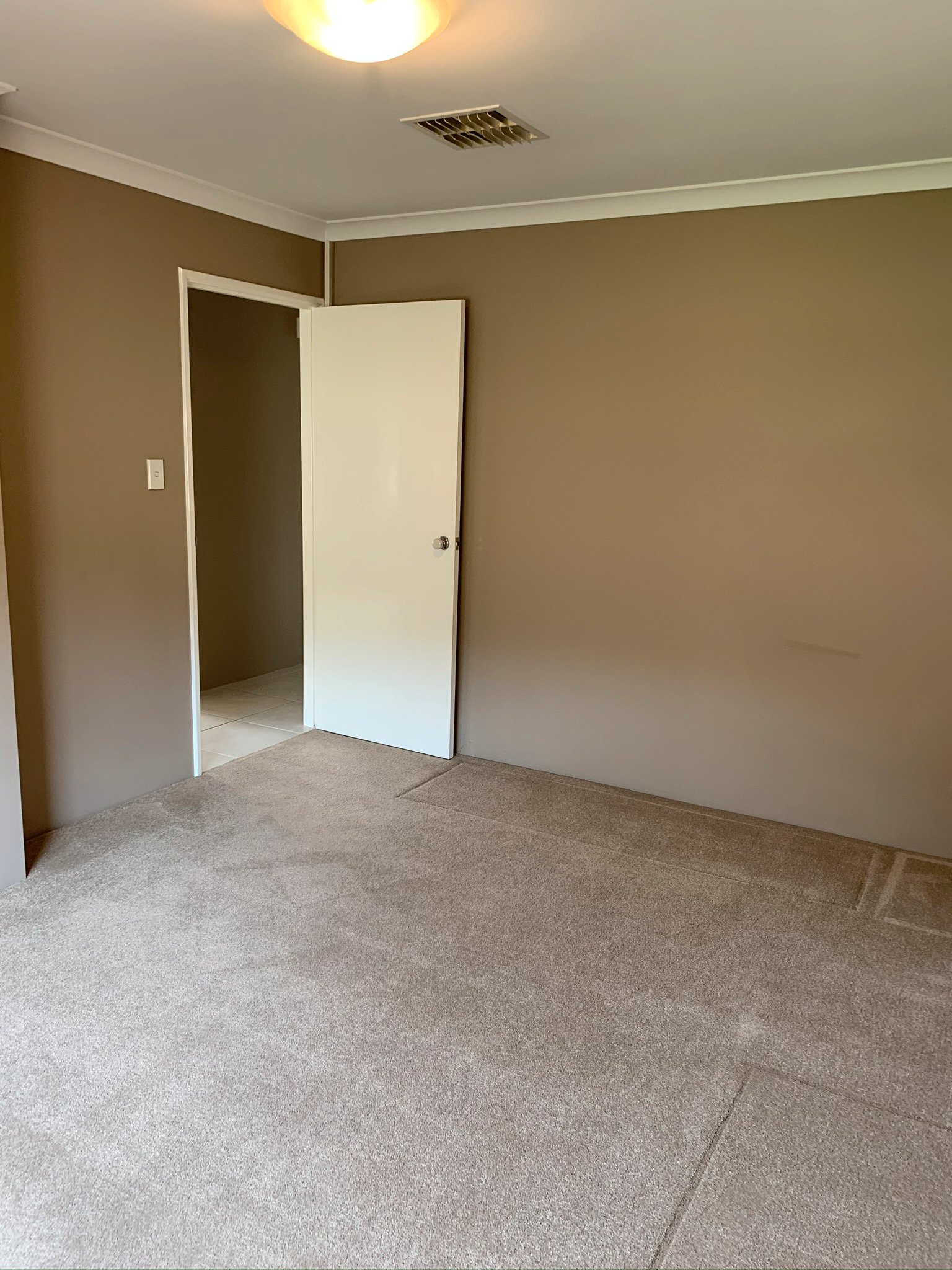 15 Salmond Turn WANNEROO 29