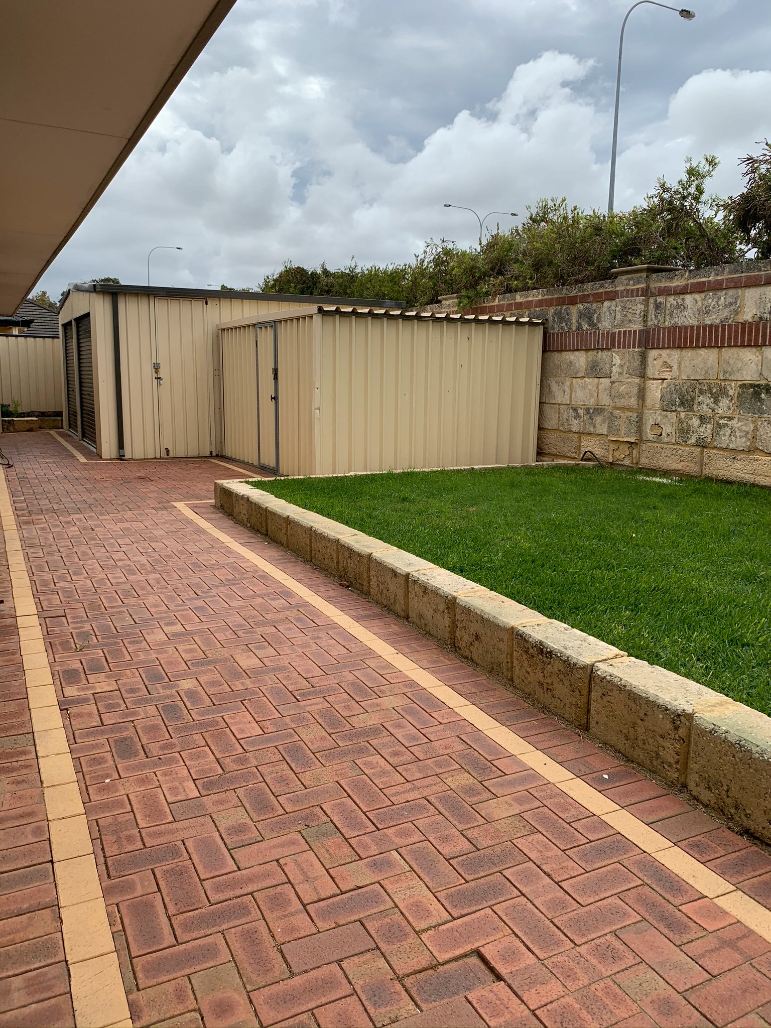 15 Salmond Turn WANNEROO 33