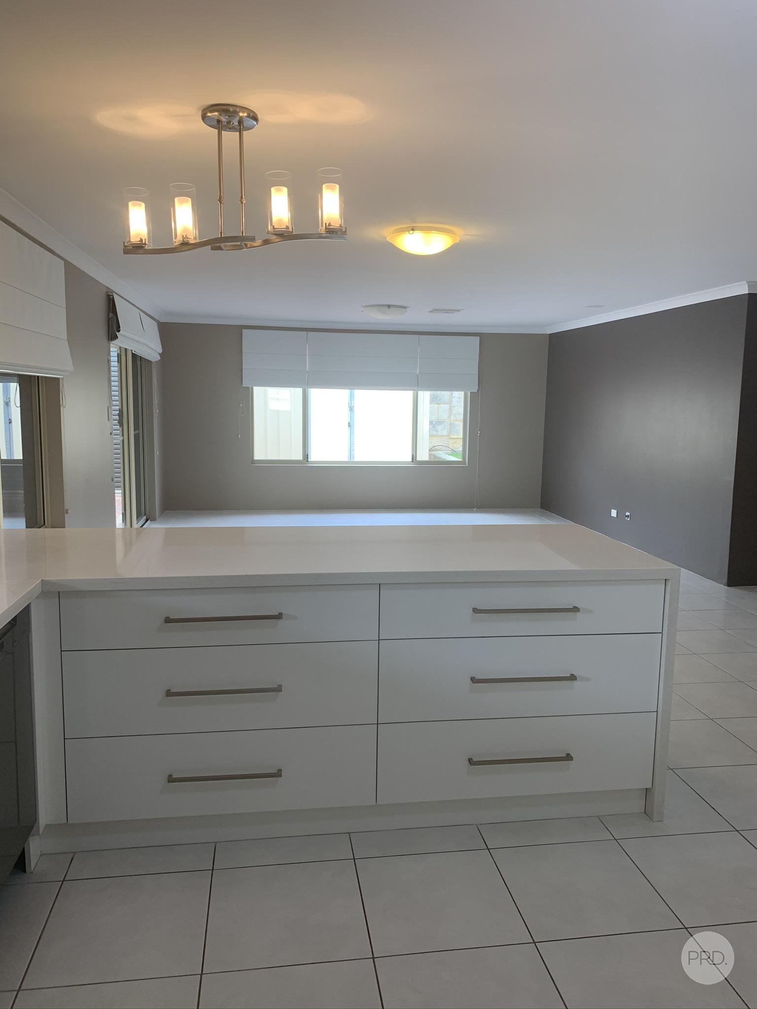 15 Salmond Turn WANNEROO 8