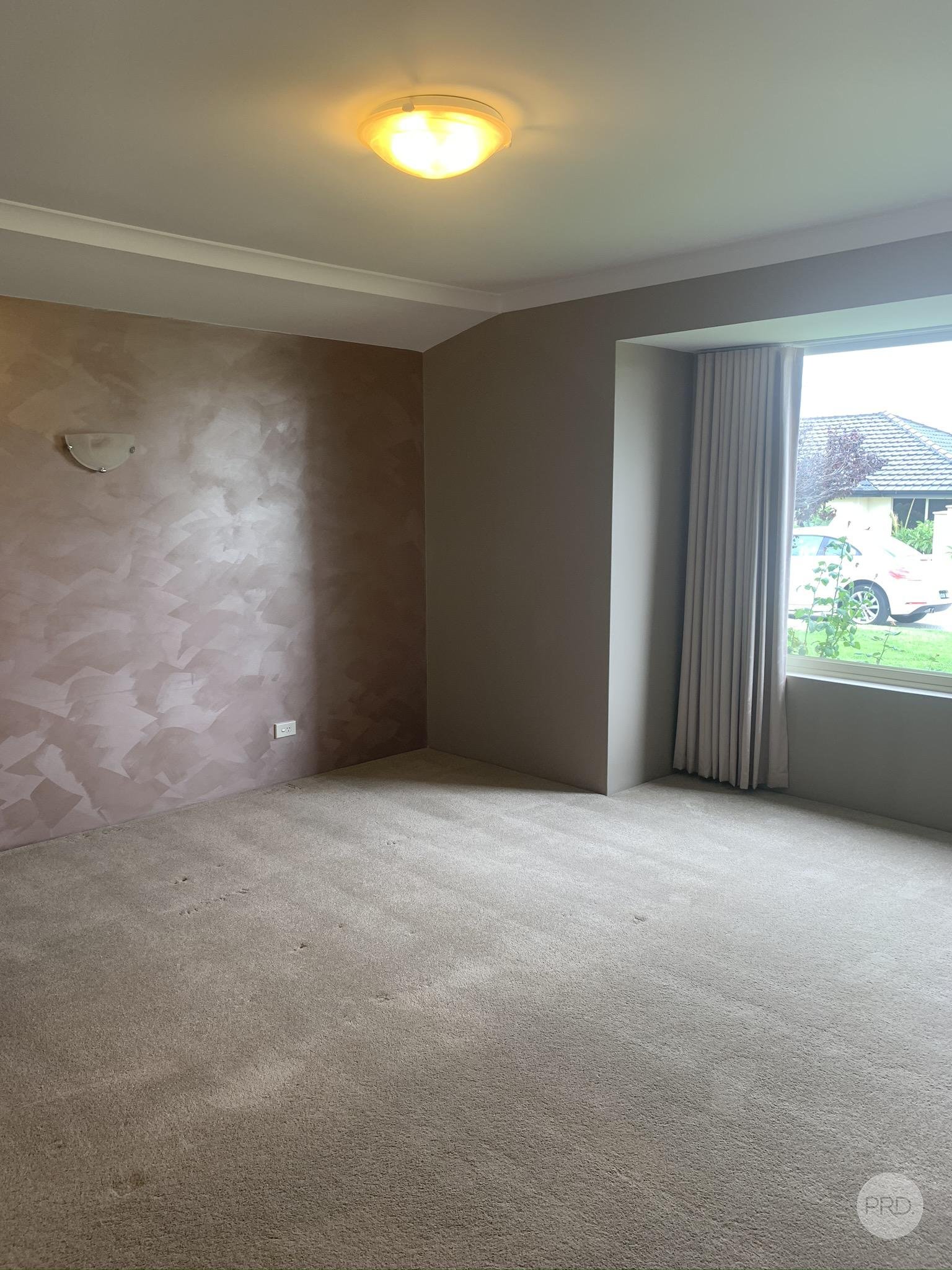 15 Salmond Turn WANNEROO 16